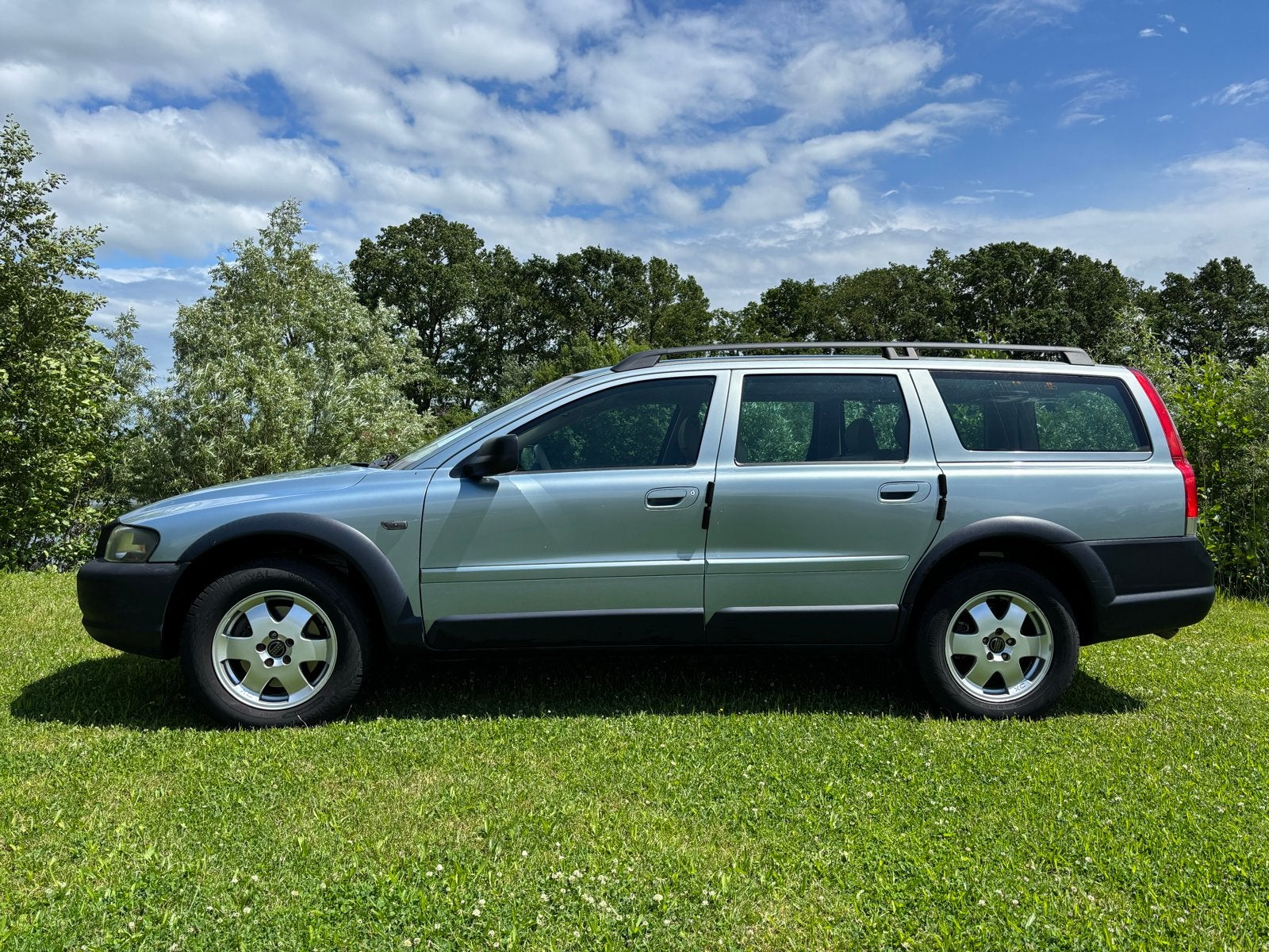 Unieke Volvo XC70, 1e eigenares, 84.000 km! Zwitser !, Automaat, Dealer onderhouden, 1800 kg, XC70
