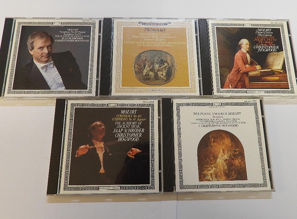 5CD Hogwood Mozart Schröder L’Oiseau Lyre Decca W-Germany, Ophalen of Verzenden, Classicisme, Zo goed als nieuw, Orkest of Ballet