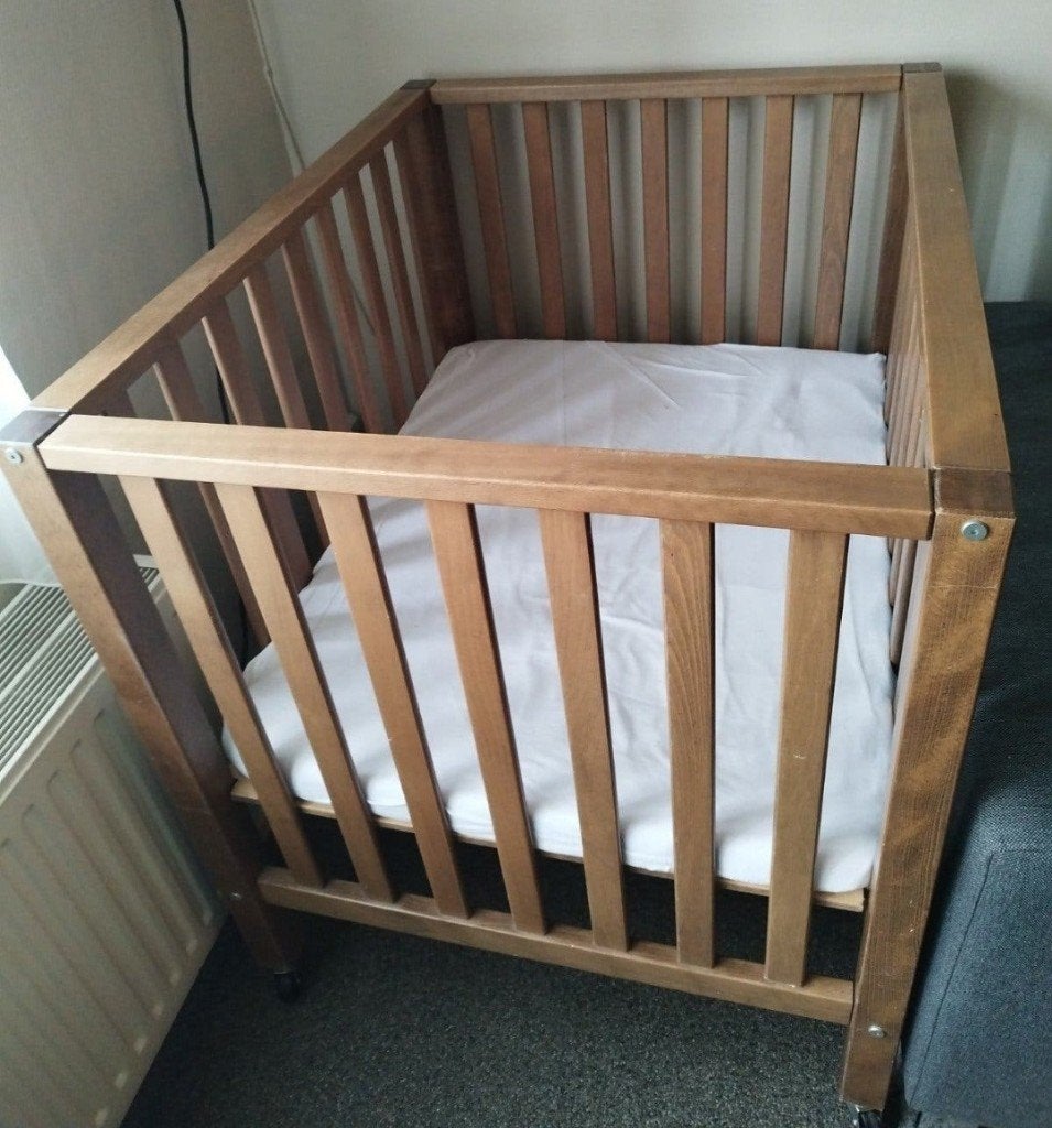 Babybox, Ophalen, Gebruikt, Vierkant, In hoogte verstelbaar