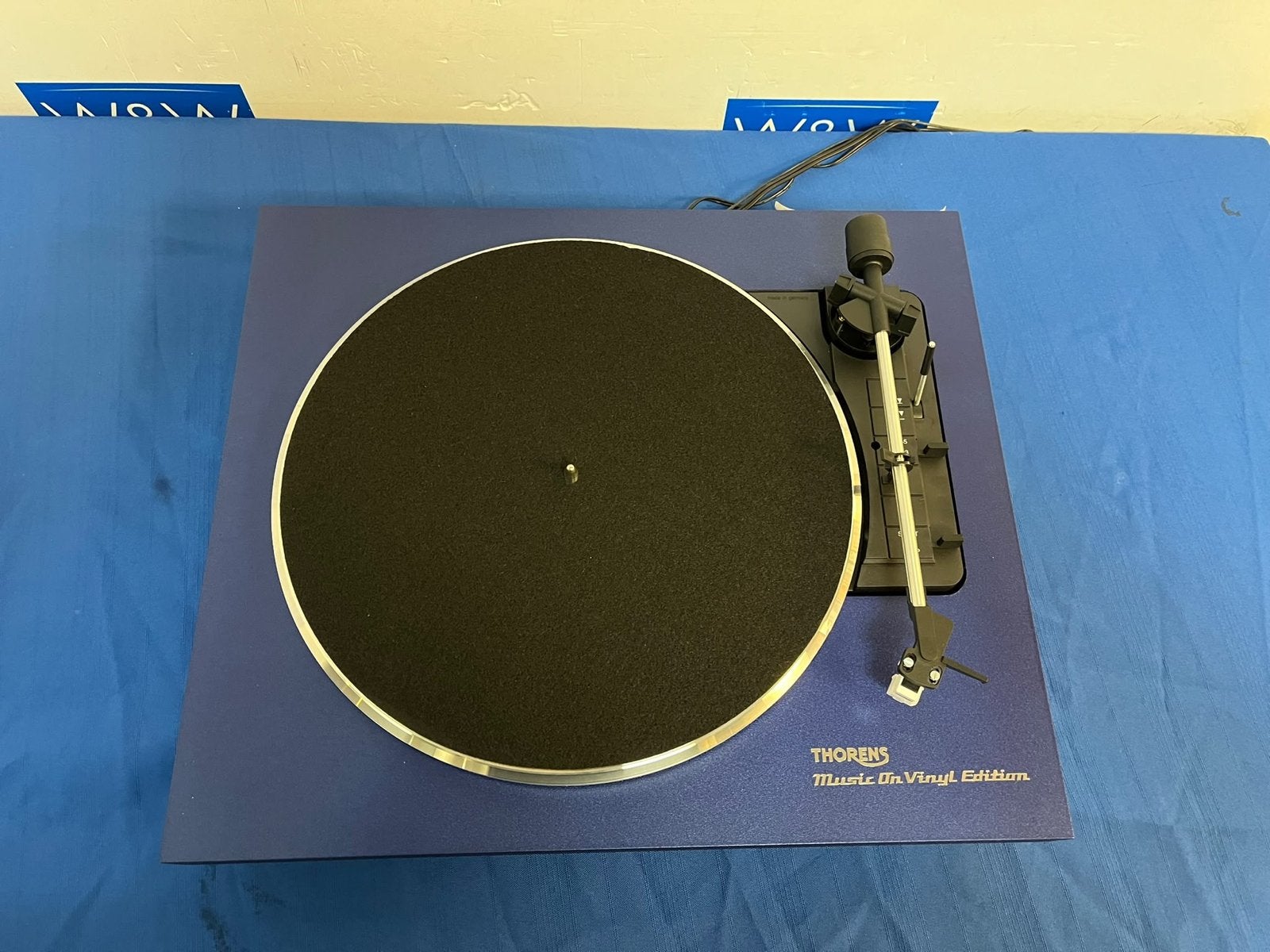 Thorens Music On Vinyl Edition Platenspeler - Blauw, Nieuw, ., Thorens, Nieuw, Ophalen of Verzenden