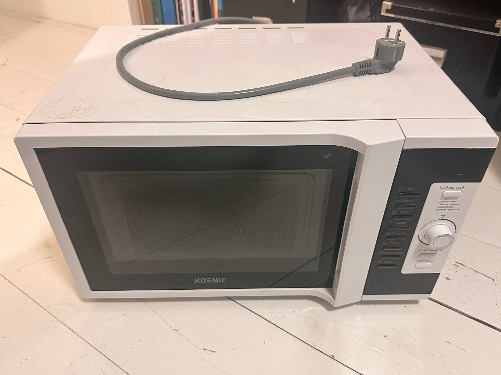 Combimagnetron Koenic KMW3351DW, Witgoed en Apparatuur, Ophalen, Combimagnetron, Gebruikt, Grill