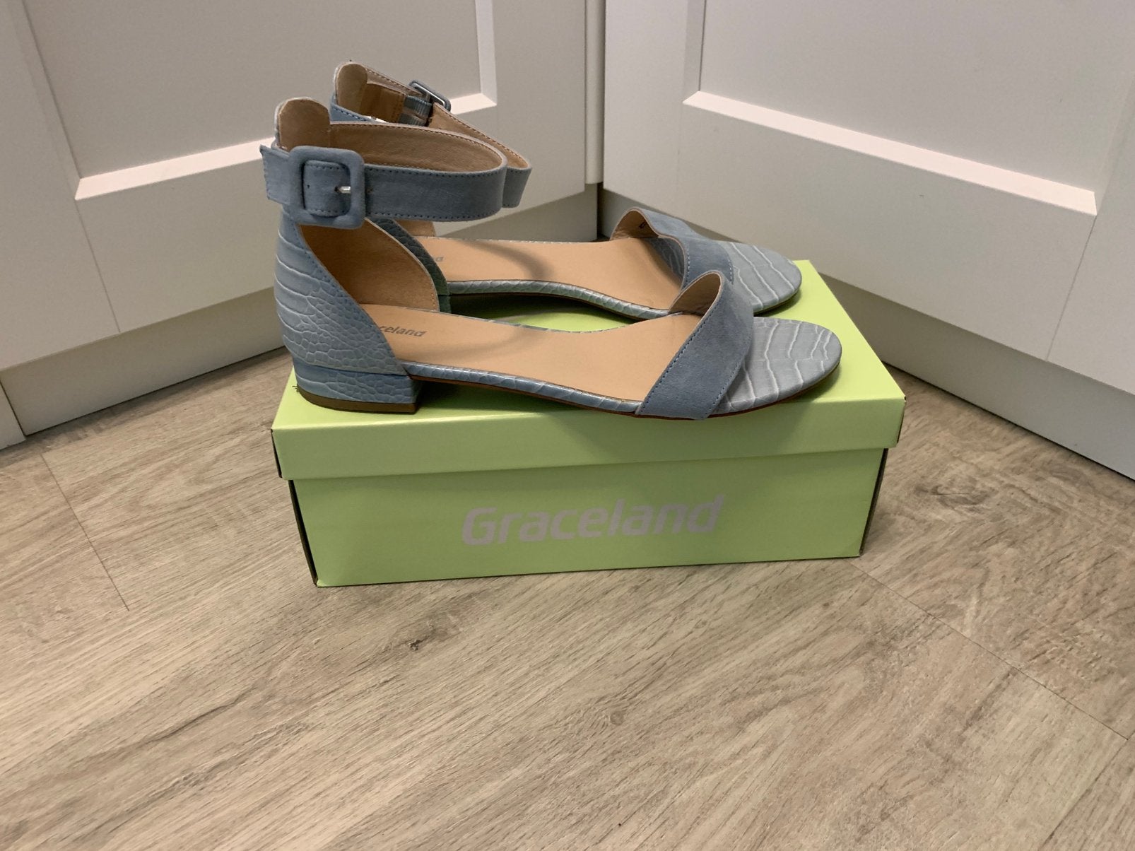 Licht blauwe zomerschoen maat 42 als nieuw!, Kleding | Dames, Blauw, Zo goed als nieuw, Sandalen of Muiltjes, Ophalen of Verzenden