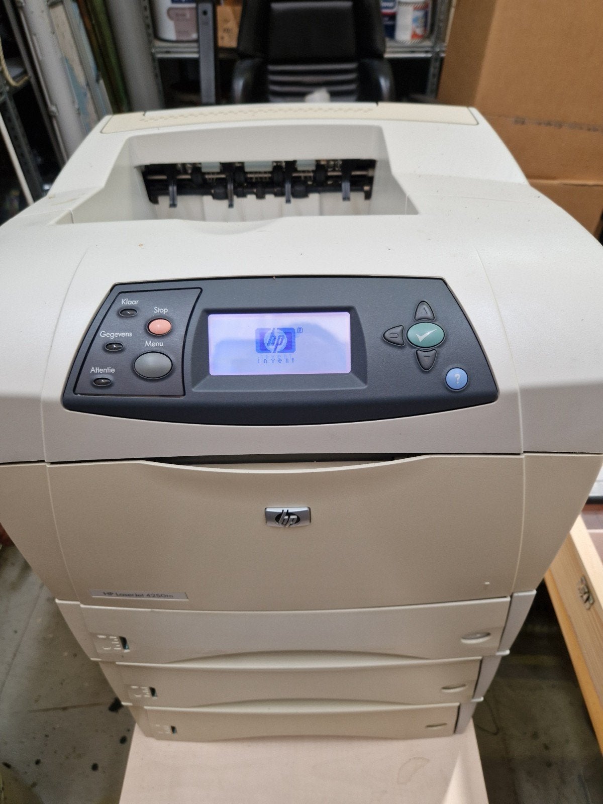HP LaserJet 4250tn zwart/wit printer A4 met 3 lades, Computers en Software, Printers, Gebruikt, Printer, Laserprinter, Zwart-en-wit printen