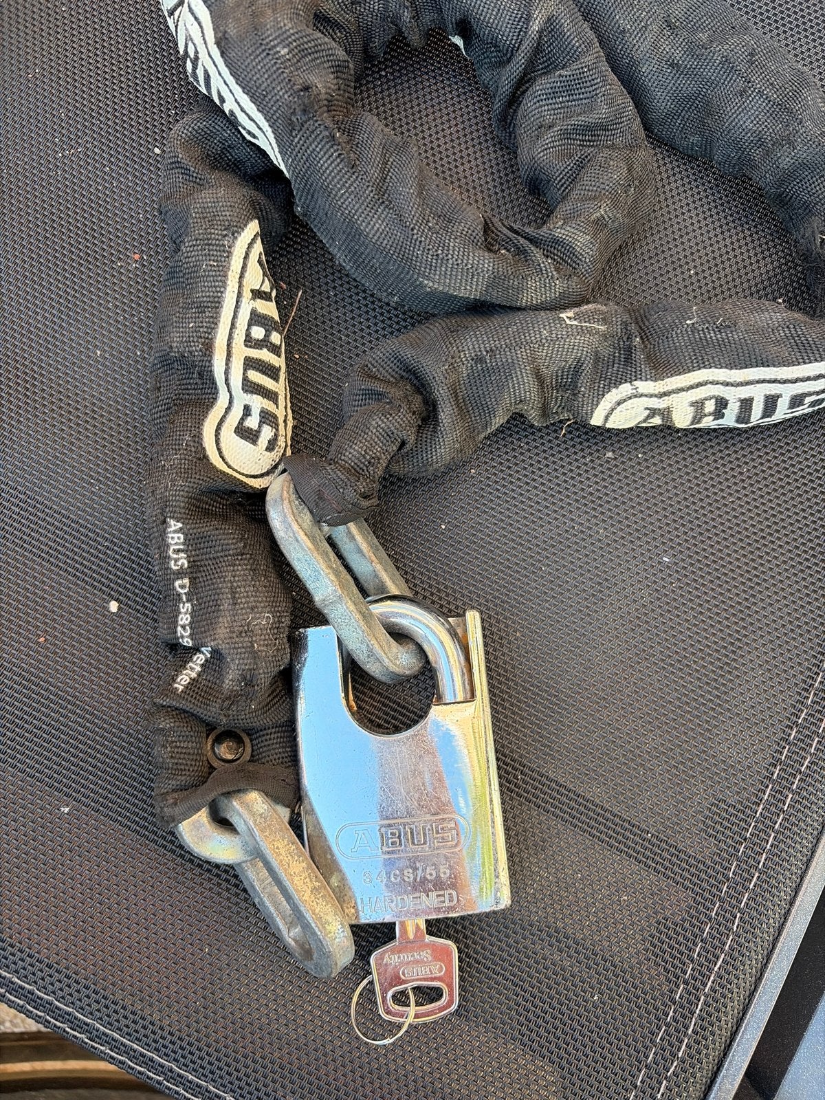 ABUS Kettingslot met gehard stalen hangslot, Fietsen en Brommers, Ophalen, Gebruikt, Kettingslot