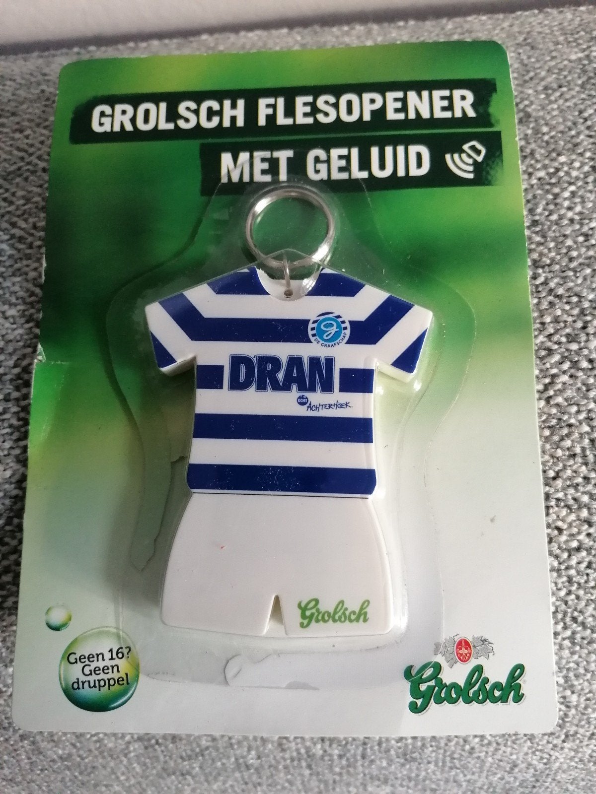 De Graafschap Flesopener Fanshop Fan D'ran Superboer
Vi, Ophalen of Verzenden, Nieuw, Overige binnenlandse clubs, Overige typen