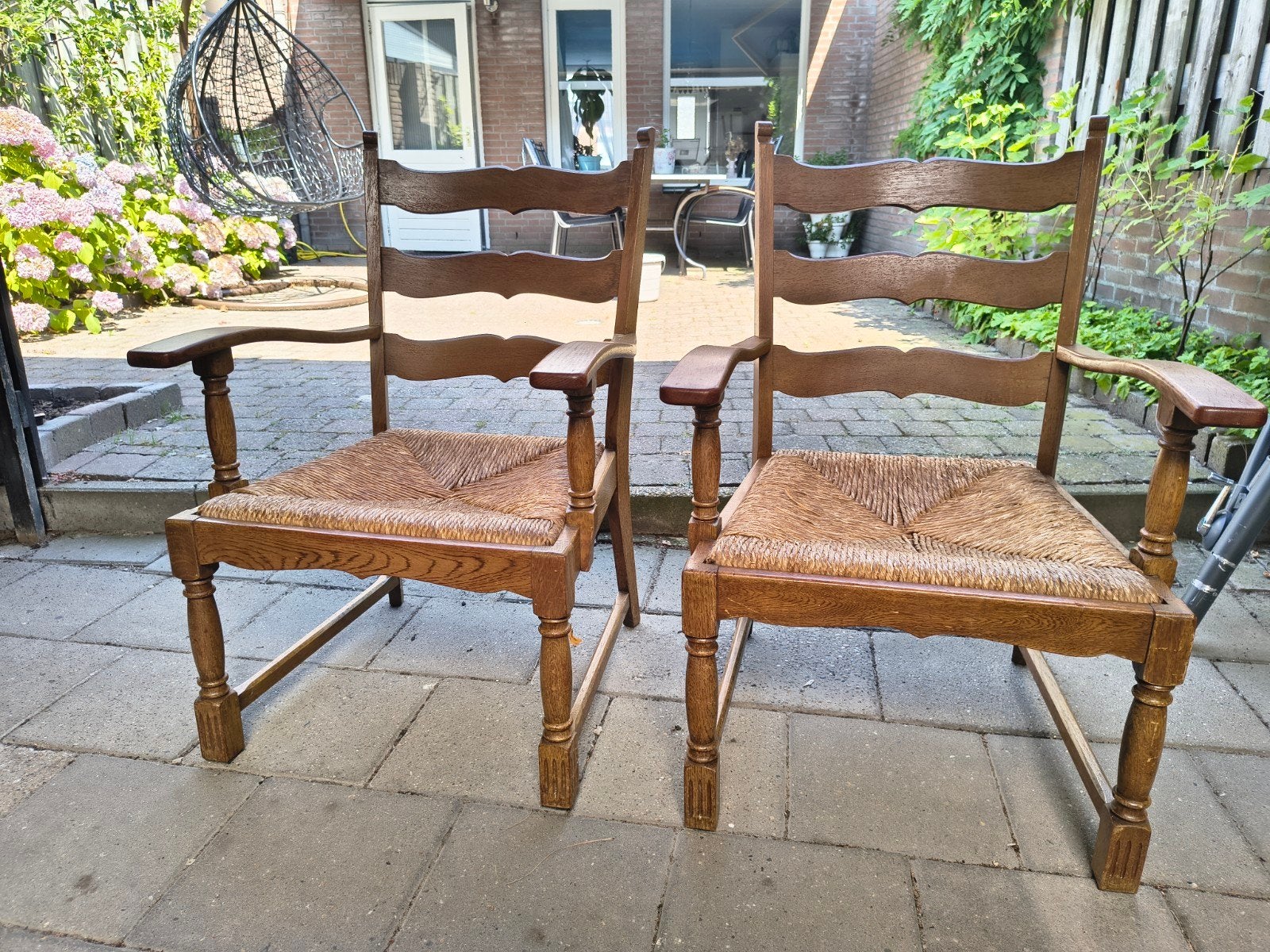 Rieten relax stoelen, Ophalen, Gebruikt, Twee, Bruin