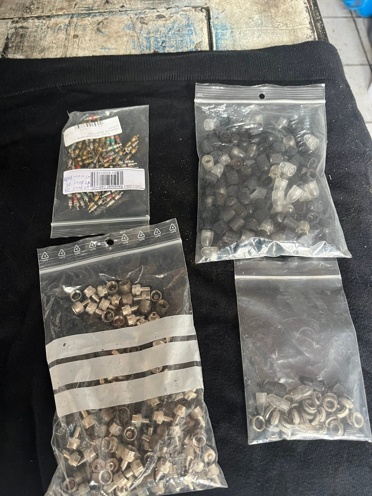 Binnenband ventiel voor fiets of motor plus dopjes, Ophalen, Nieuw, Band
