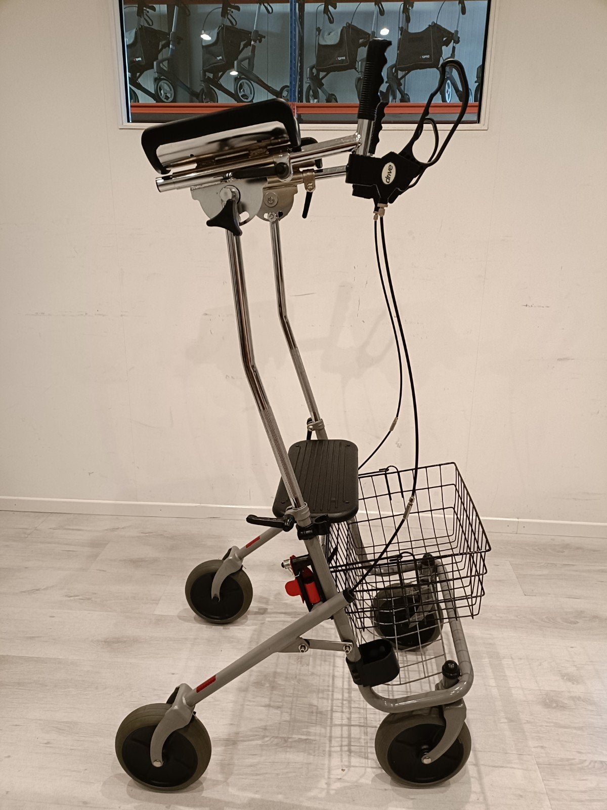 Drive Cristallo 2 onder armschalen rollator + Servicebeurt., -, -, Ophalen of Verzenden, Zo goed als nieuw