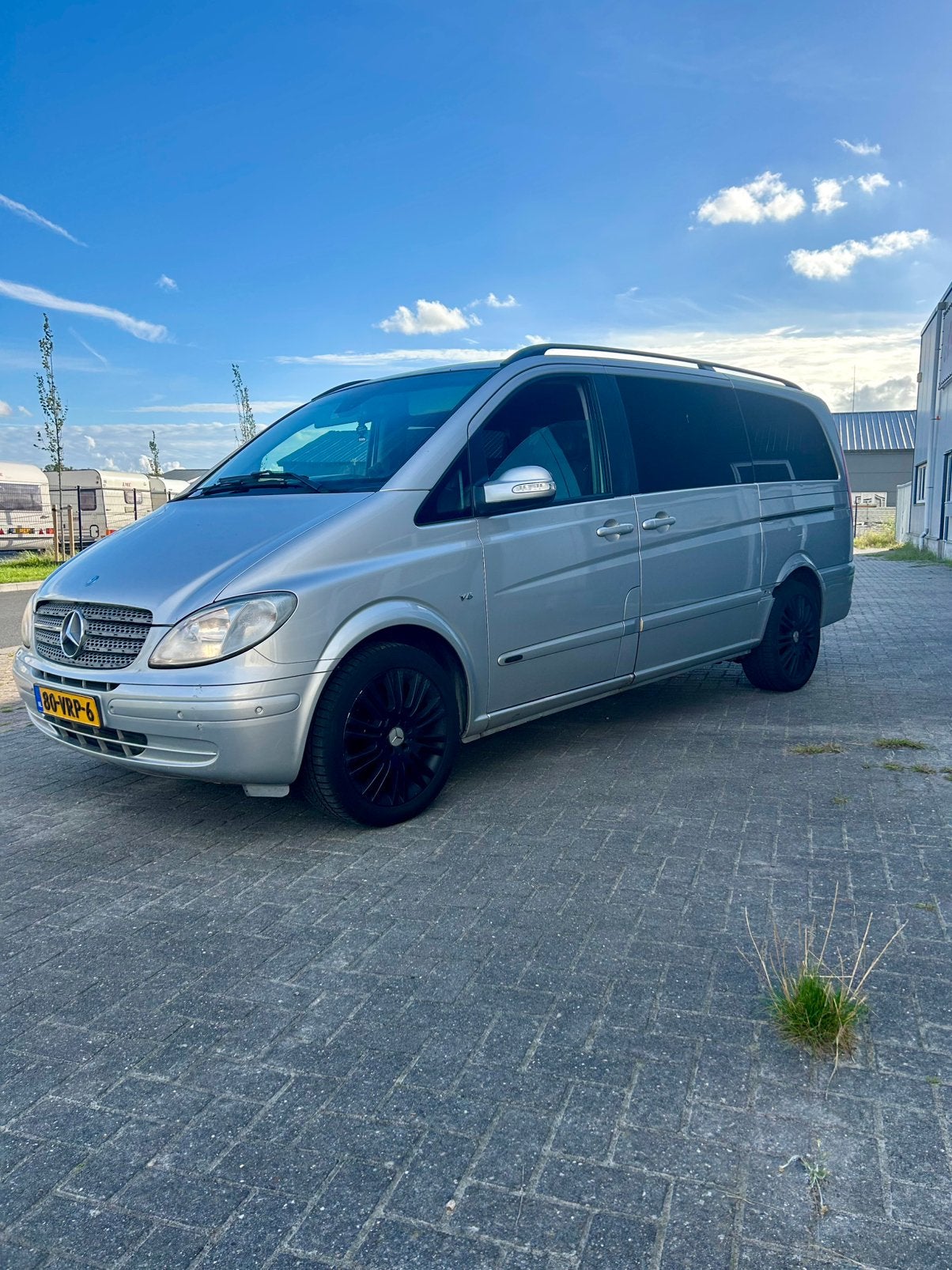 Mercedes-Benz Viano 3.0 CDI AUT 2008 nieuwe apk.!, Auto's, Bestelauto's, Automaat, Achterwielaandrijving, Zwart, 2987 cc