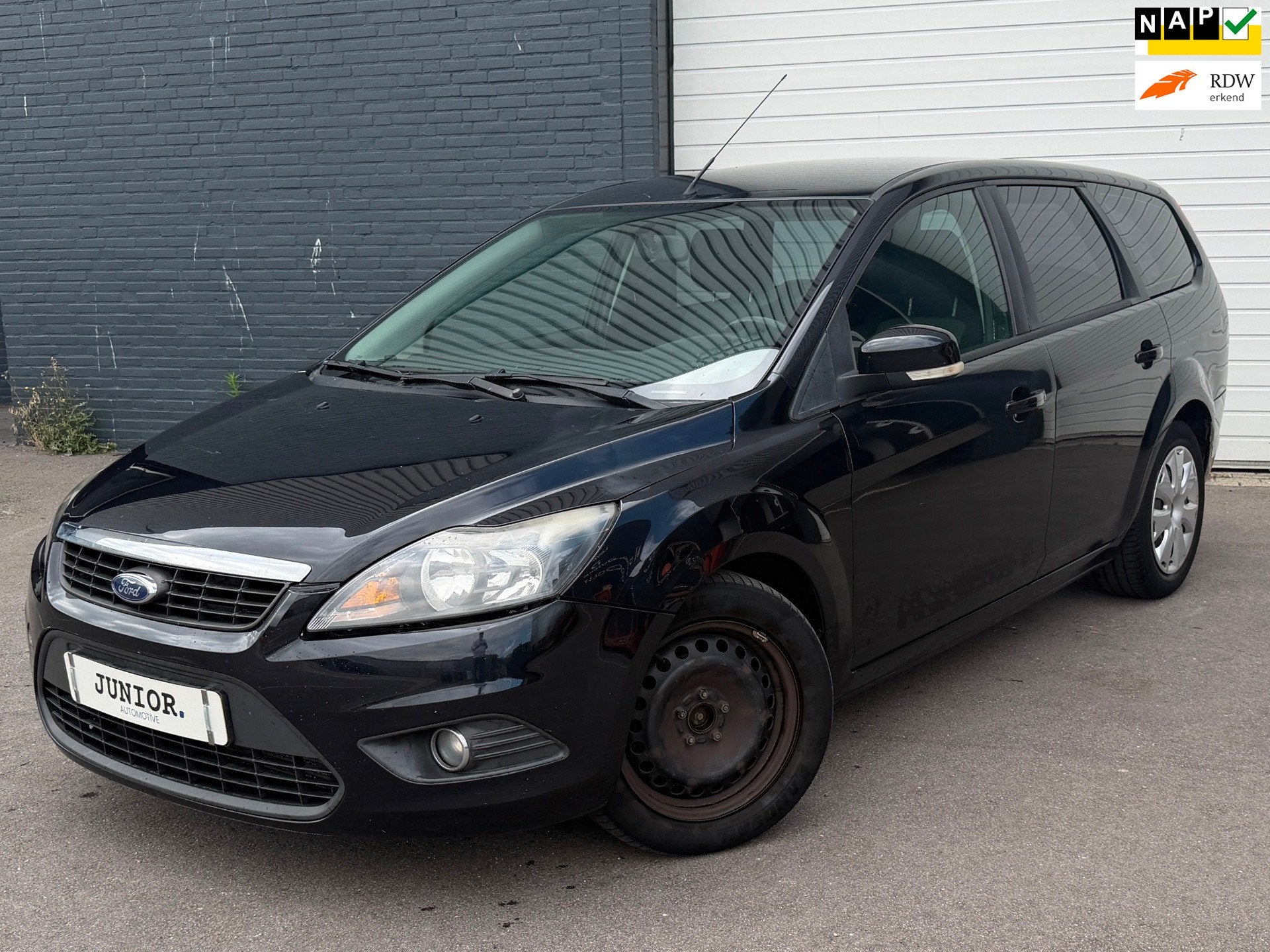 Ford Focus Wagon 1.6 TDCi Comfort AIRCO/CRUISE/NAVI/APK-11-5, Auto's, Euro 5, Stof, Gebruikt, Zwart