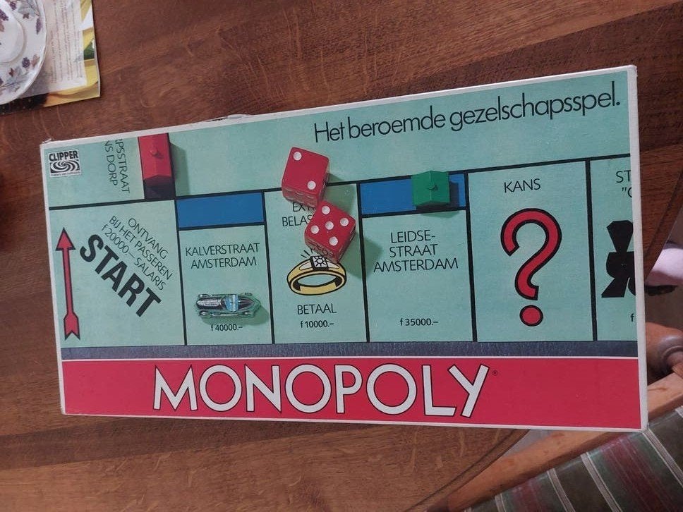 Monopoly - Het beroemde gezelschapsspel van Clipper, Vijf spelers of meer, Ophalen of Verzenden, Gebruikt, Clipper