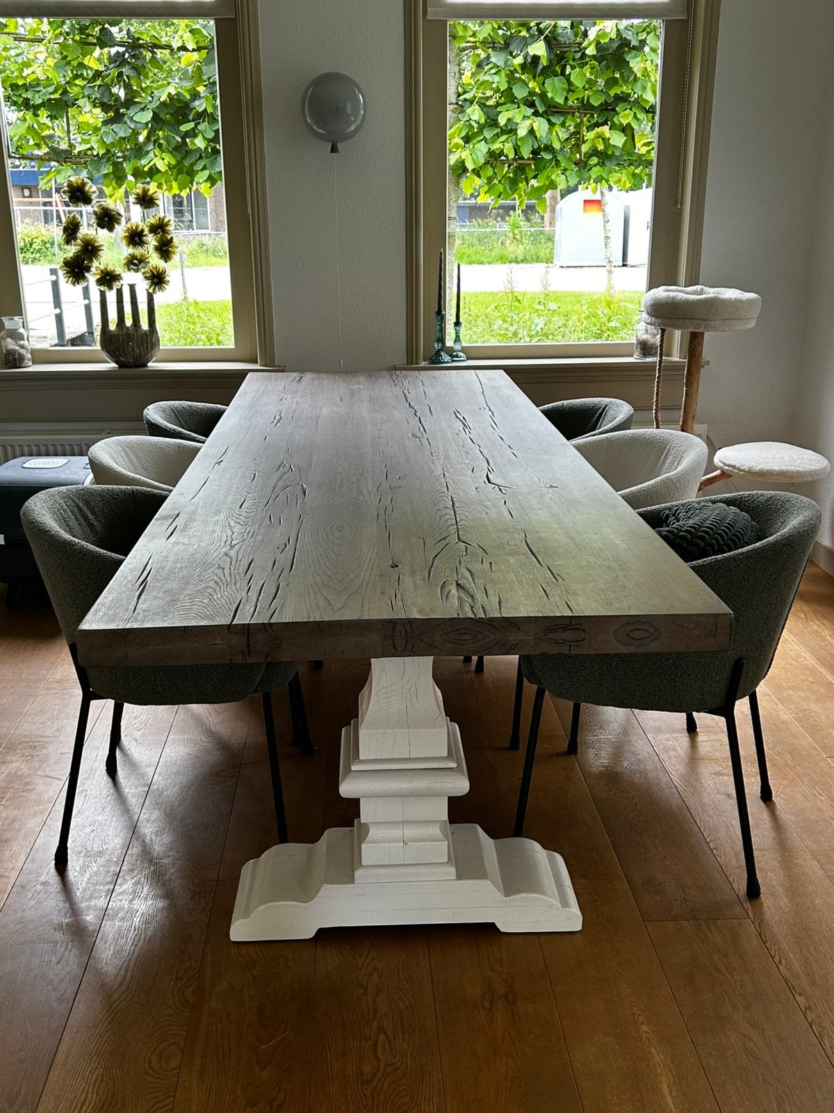 Kloostertafel pole grey grijs bovenblad tafelpoot wit eiken, Ophalen, 100 tot 150 cm, Eikenhout, 200 cm of meer