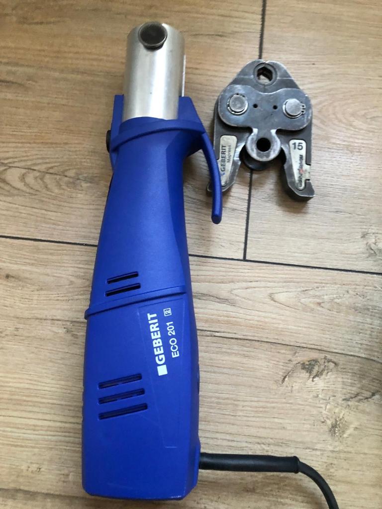 Geberit ECO 201 Perstang met persbek 15mm, Ophalen, Gebruikt
