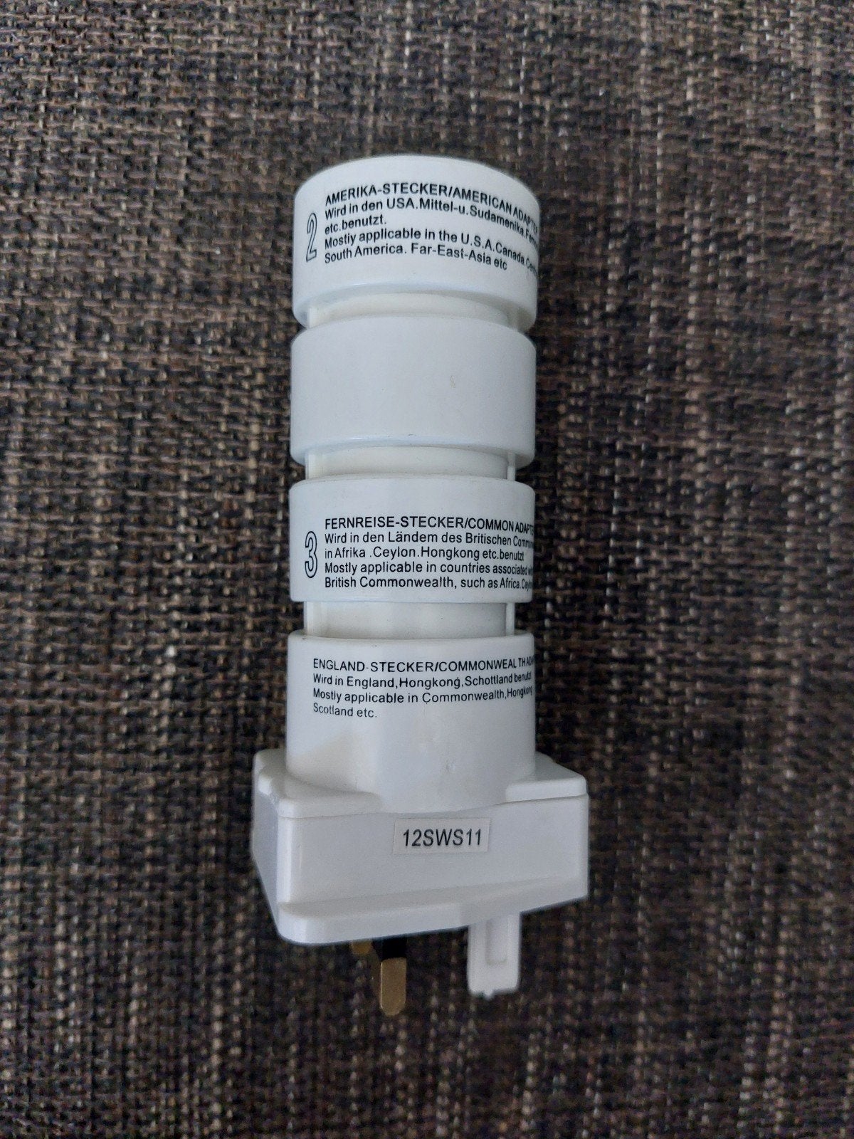 Reisstekker wereld, Doe-het-zelf en Verbouw, Elektra en Kabels, Ophalen, Nieuw