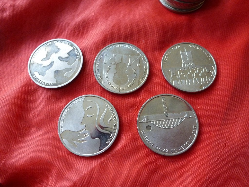 Complete serie 5 penningen 2000 jaar Nijmegen 2005 - 1 Kroon, Postzegels en Munten, Penningen en Medailles, Ophalen of Verzenden