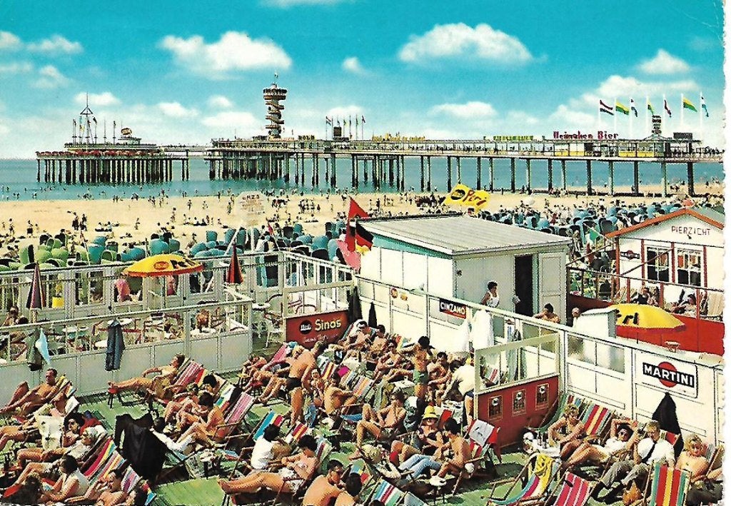 Scheveningen- -Strand en Pier., Verzenden, 1960 tot 1980, Gelopen, Zuid-Holland