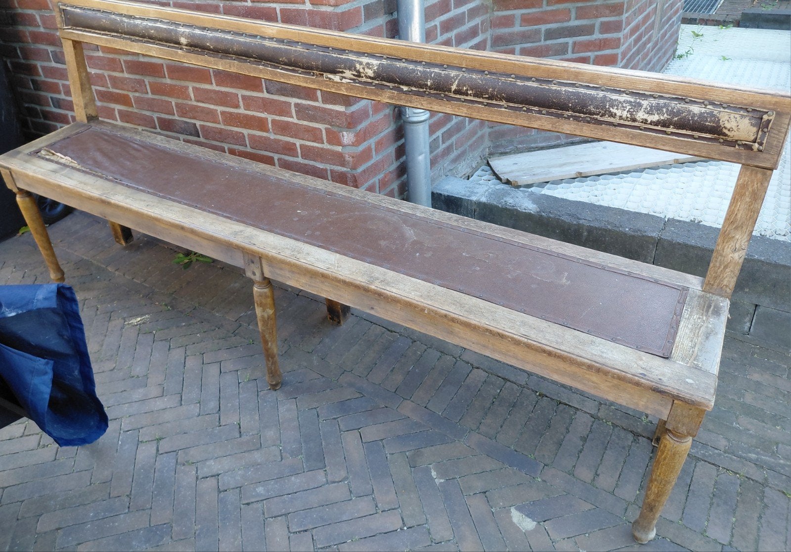 Oude Kerkbank, Antiek en Kunst, Ophalen