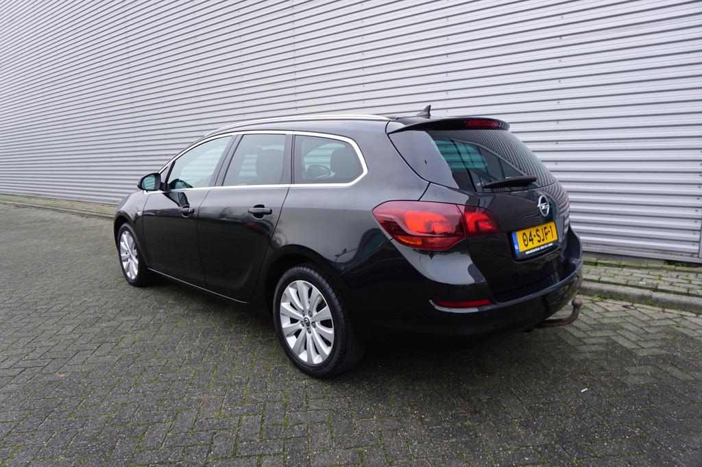 Opel Astra Sports Tourer 1.4 Cosmo Climate / Navi / Cruise /, Voorwielaandrijving, Euro 5, 101 pk, Gebruikt
