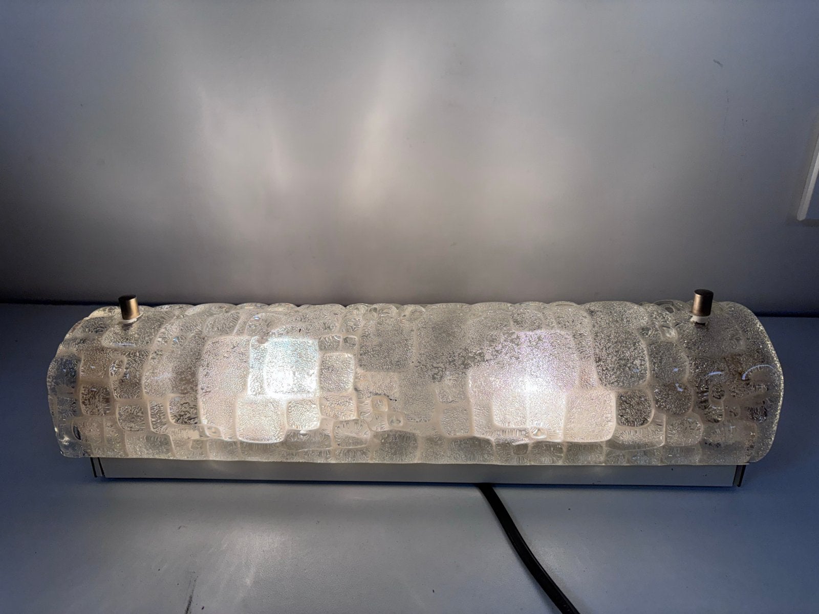 Vintage IJsglaas Wandlamp Jaren '60 (Hillebrand Stijl), Gebruikt, E14 (klein), Ophalen of Verzenden, Glas