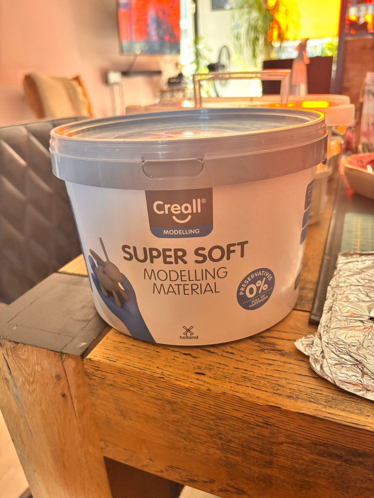 Modelling clay, Ophalen, Zo goed als nieuw