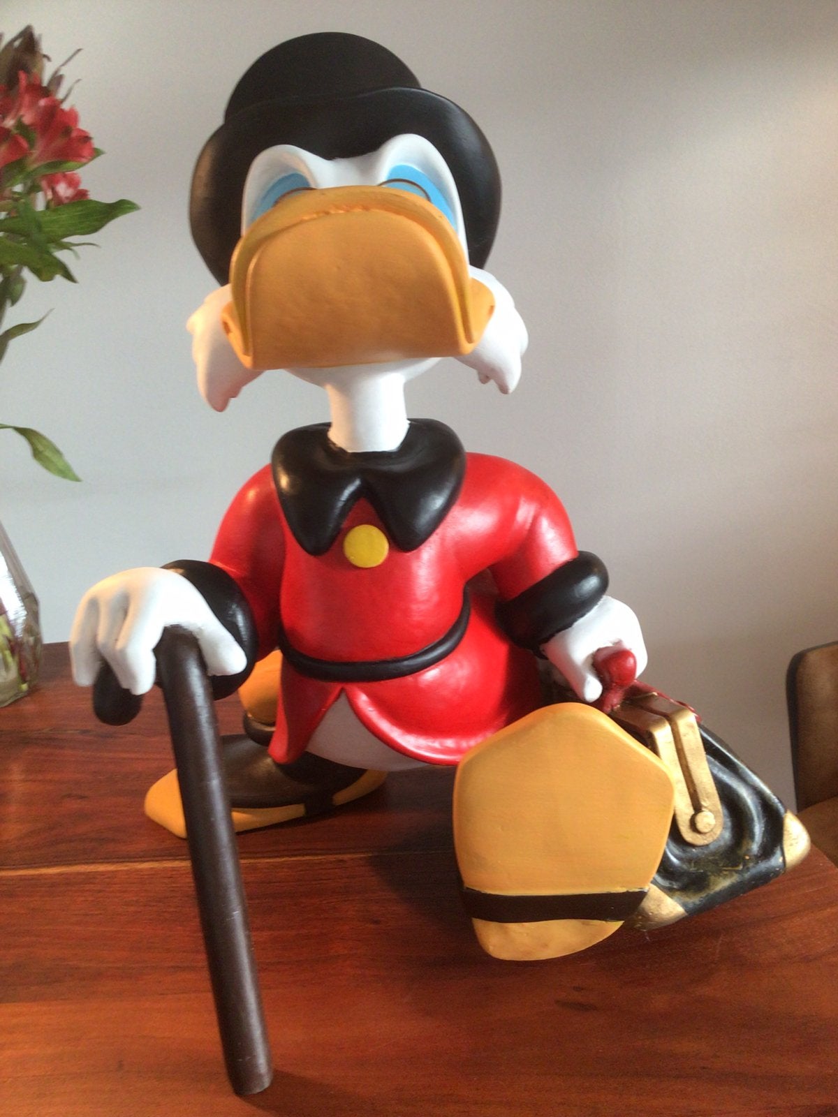 Dagobert Duck,met zijn geldkoffer,origineel Disney beeld, Verzamelen, Disney, Ophalen of Verzenden, Donald Duck, Zo goed als nieuw