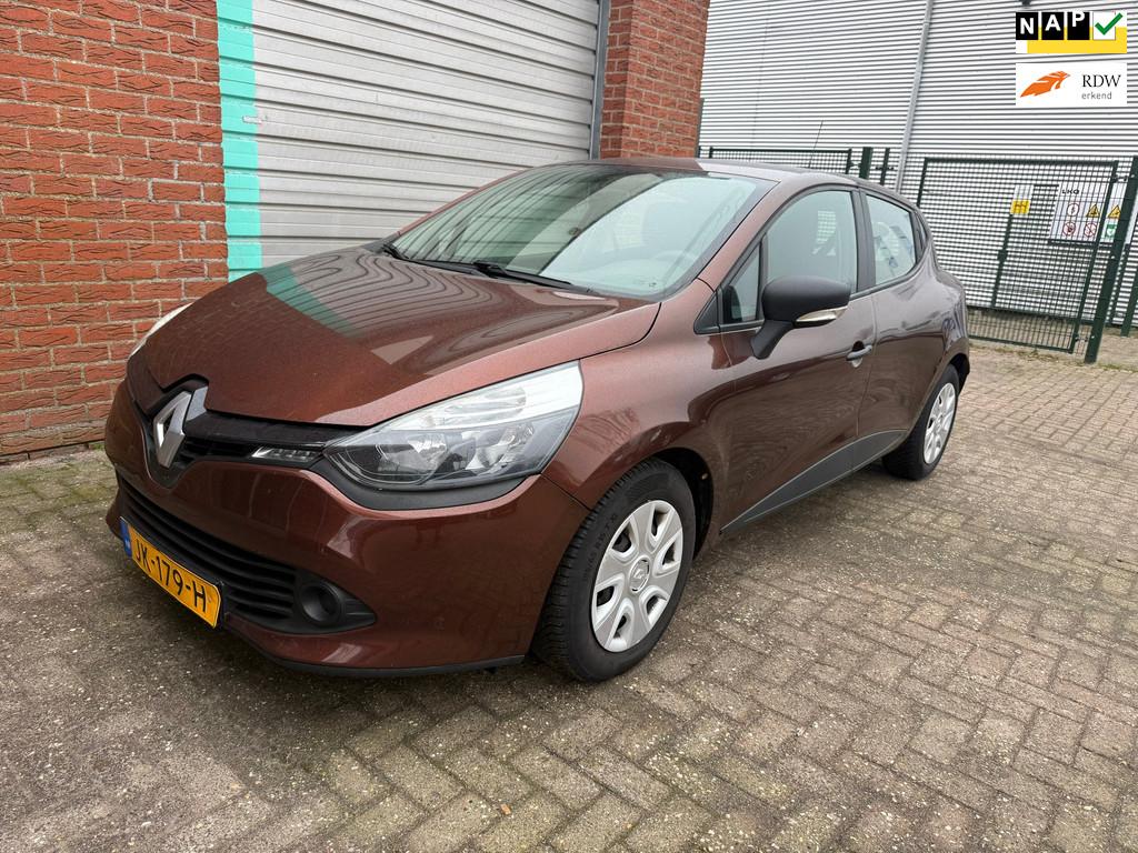 Renault Clio 0.9 TCe Eco2 Authentique Airco Bj:2016 NAP!, Auto's, Renault, Bedrijf, Te koop, Clio, ABS, Airbags, Airconditioning