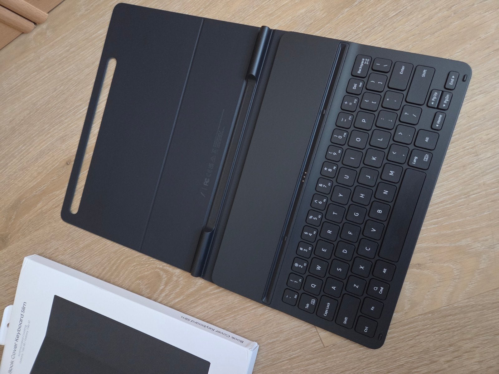 Samsung Galaxy Tab S7/S8 Book Cover Keyboard Slim, 11 inch, Bescherming voor- en achterkant, Ophalen of Verzenden, Zo goed als nieuw