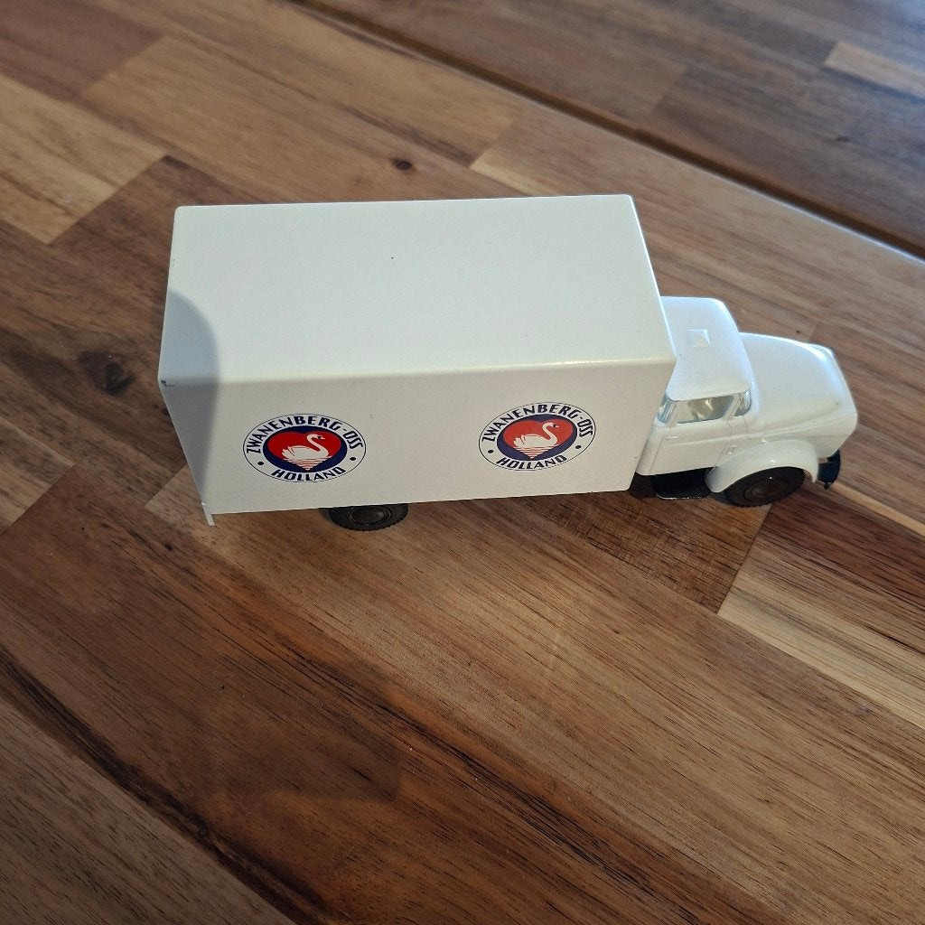 Lion Toys Zwanenberg-Oss Holland  DAF,S FRONT & TORPEDO ., Ophalen of Verzenden, Zo goed als nieuw, Bus of Vrachtwagen, Lion Toys