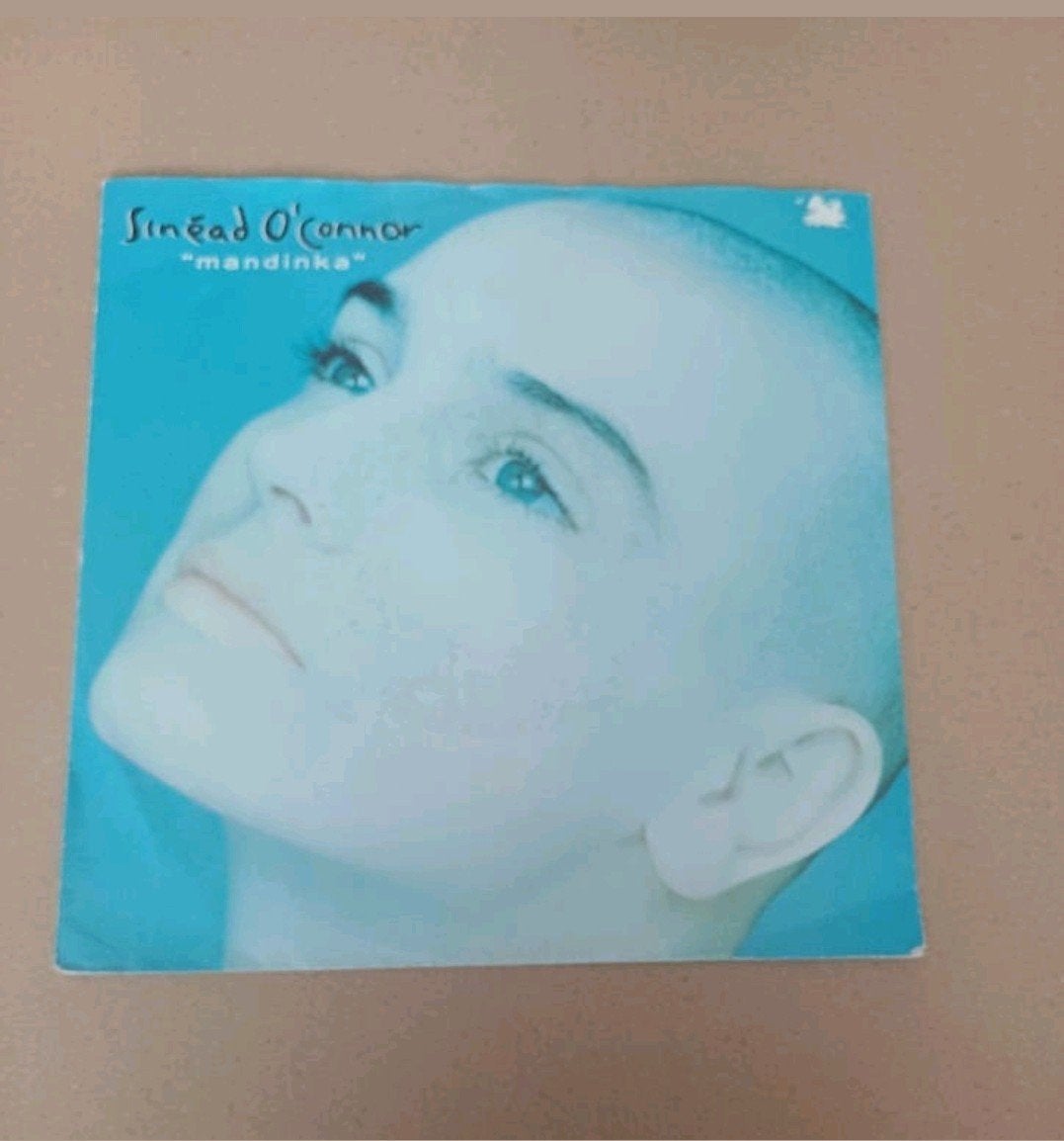 Sinead O'Connor  - Mandinka, Cd's en Dvd's, Beschermende buitenhoes, Ophalen of Verzenden, Gebruikt, Pop