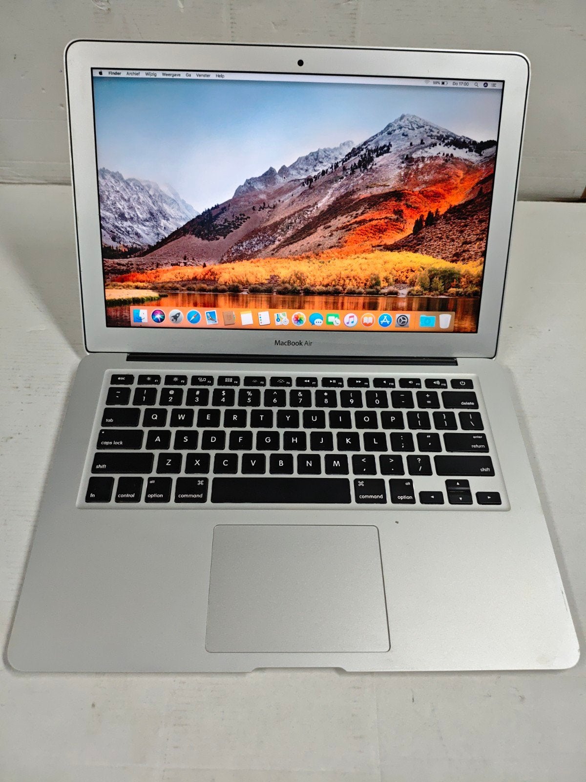 MacBook Air 13.3 A1466 i5 4GB 120GB SSD High Sierra, Ophalen, Gebruikt, Qwerty, 13 inch