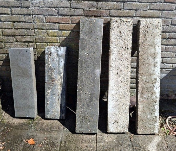 GRATIS OPSLUITBANDEN 6CM DIK 20CM HOOG, Ophalen, Overige materialen, Gebruikt, Overige typen