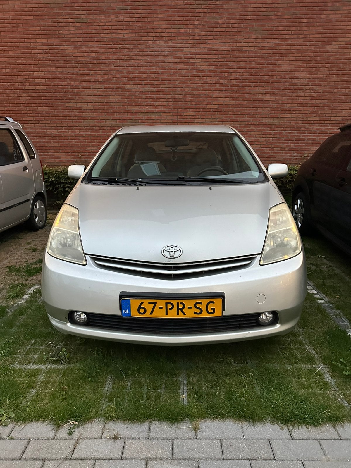 Toyota Prius 1.5 VVT-i Hybrid Automaat | 2004 | 2e eigenaar, Auto's, 1497 cc, 4 cilinders, 23 km/l, Origineel Nederlands