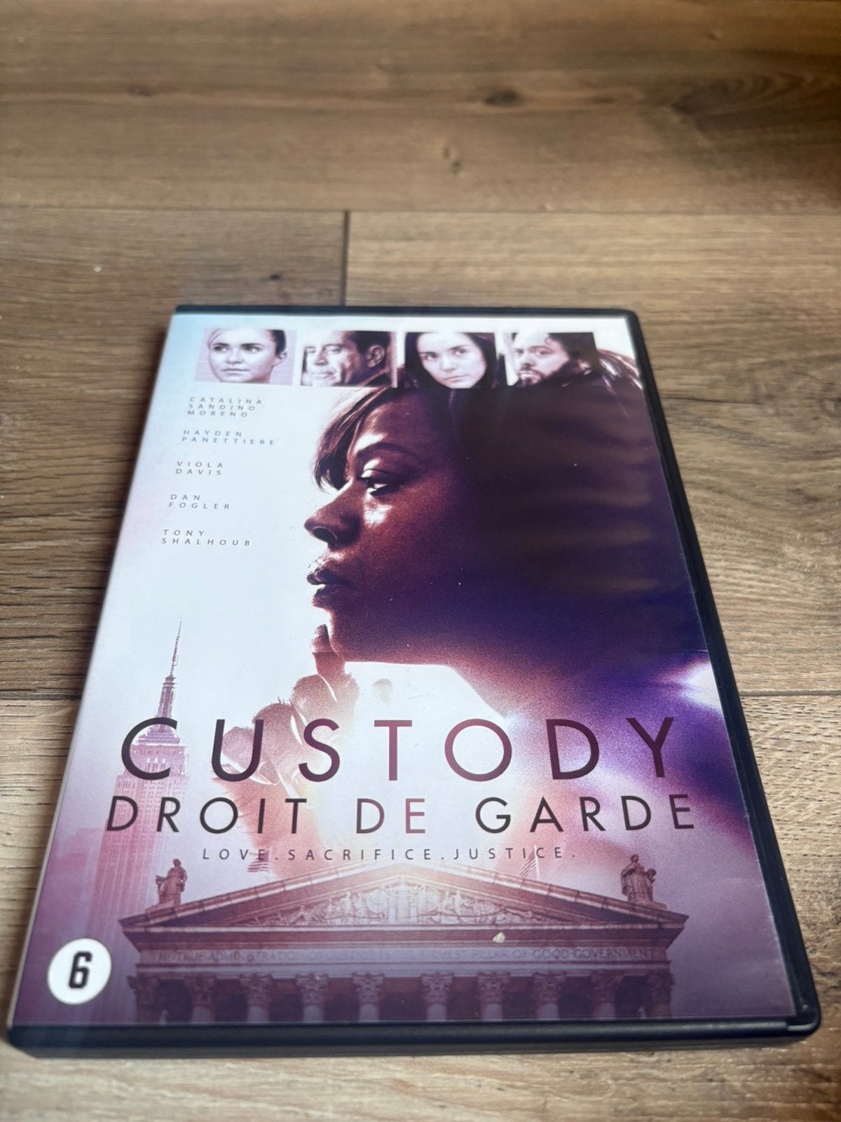Custody nederlandse uitgave van James Lapine, Alle leeftijden, Ophalen of Verzenden, Zo goed als nieuw, Overige gebieden