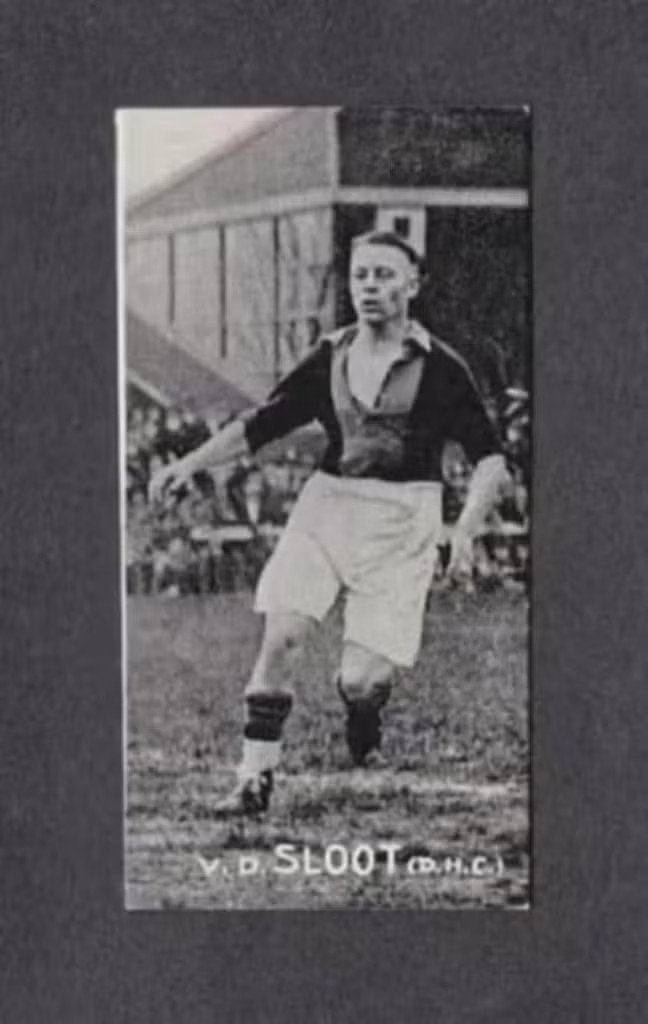 Voetbalplaatje Van der Sloot DHC Delft Jaren 20/30., Ophalen of Verzenden, Zo goed als nieuw