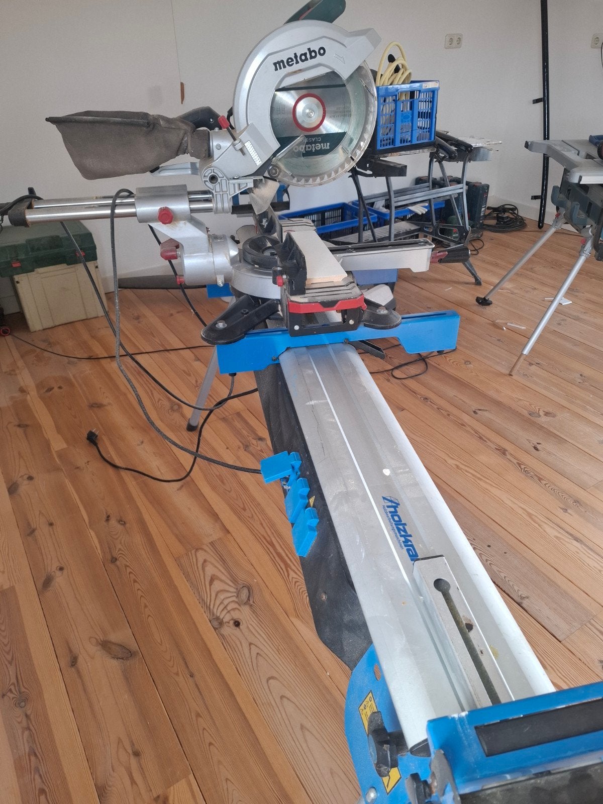 Metabo Afkortzaag met onderstel - Zo goed als nieuw, Ophalen, Minder dan 30 mm, Gebruikt, Afkortzaag