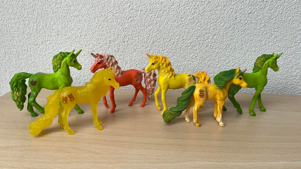 6 gekleurde schleich paardjes - bayala, Ophalen of Verzenden, Gebruikt