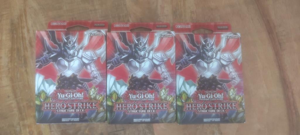 Yu-Gi-Oh! HERO STRIKE Structure Deck (3 stuks), Hobby en Vrije tijd, Verzamelkaartspellen | Yu-gi-Oh!, Ophalen of Verzenden, Nieuw