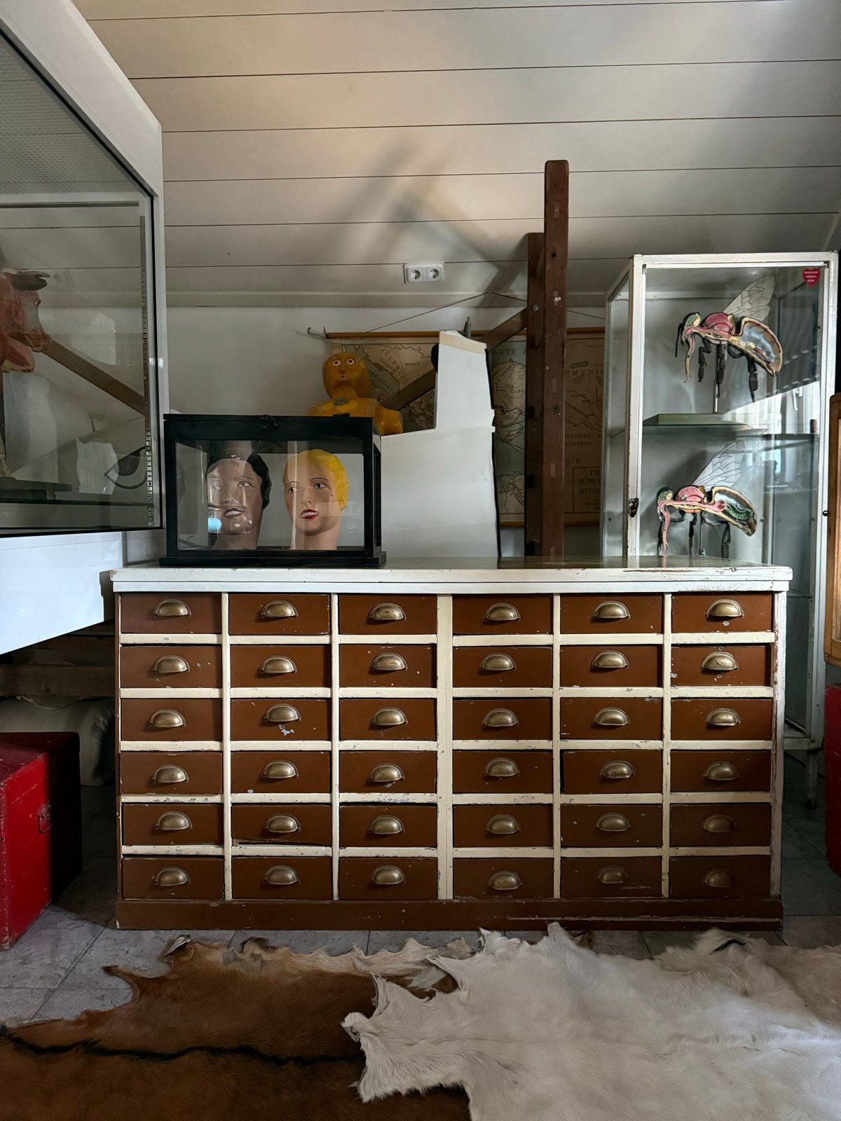 Vintage Industriële Ladekast / Toonbank Fietsenwinkel, Ophalen