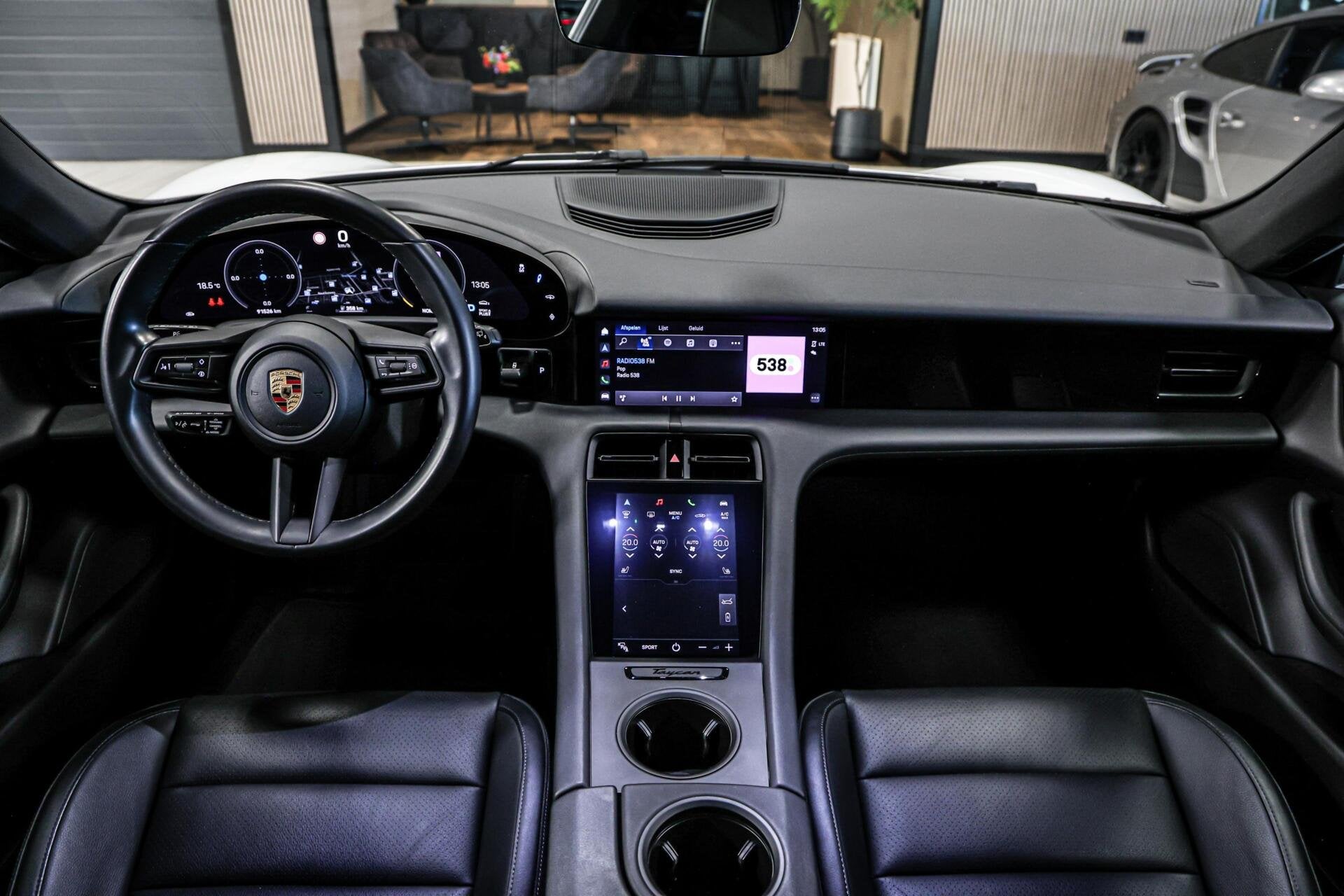 Porsche Taycan Cross Turismo 4 93 kWh SOH 95%|21''|Innodrive, Auto's, Automaat, Zwart, Automatische klimaatregeling, 4 stoelen
