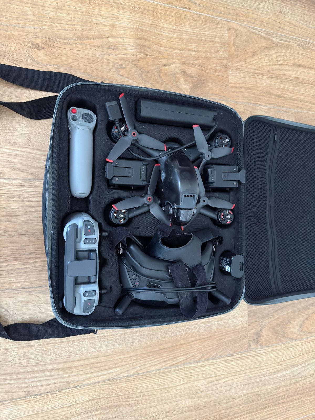 DJI FPV Drone Combo, Ophalen, 5 tot 10 kilometer, 15 tot 30 minuten, DJI