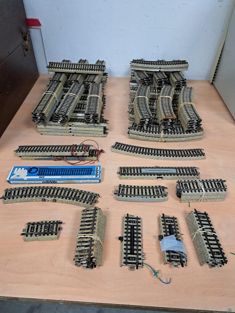 Uitgebreide Märklin Treinset met Stoomlocomotief en Accessoi, Hobby en Vrije tijd, Modeltreinen | H0, Wisselstroom, Ophalen of Verzenden