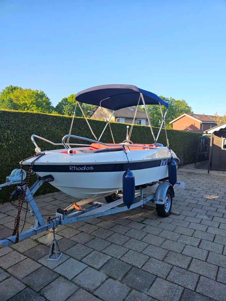 Zeer goed onderhouden boot,motor en trailer console/visboot, 10 tot 30 pk, Ophalen of Verzenden, Zo goed als nieuw, 3 tot 6 meter