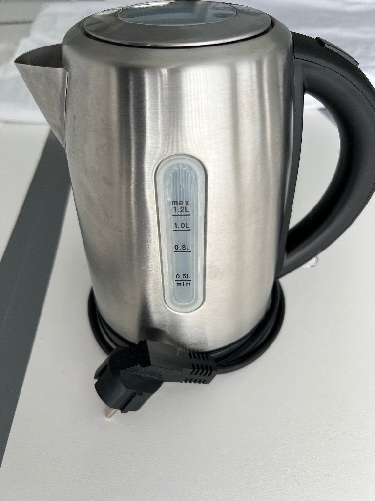 RVS waterkoker, 1 tot 2 liter, Ophalen of Verzenden, Zo goed als nieuw, Rvs