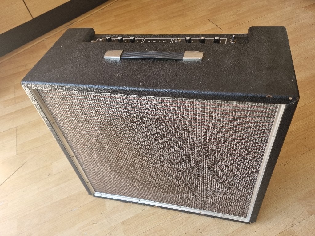 Polytone Custom Bass Amp "vintage", Muziek en Instrumenten, Versterkers | Bas en Gitaar, Ophalen, Gebruikt, Basgitaar, 50 tot 100 watt