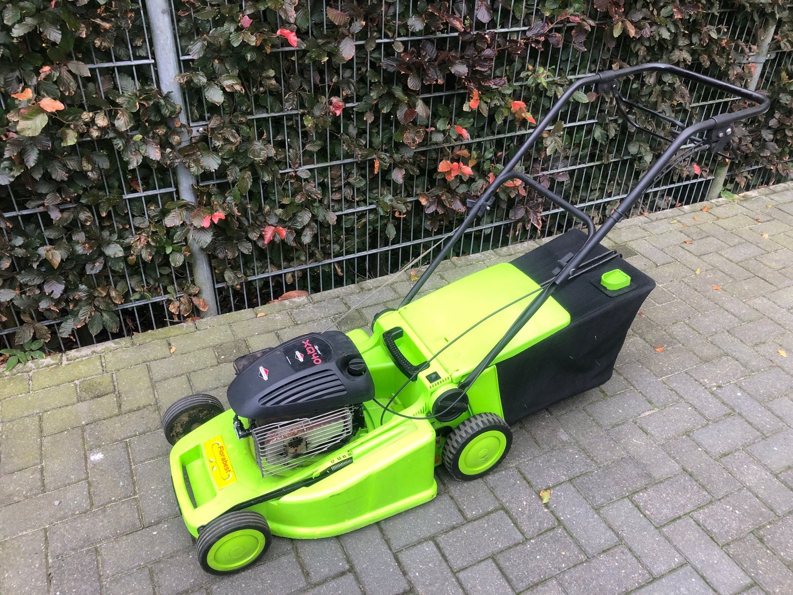 Nette flora best grasmaaier, Ophalen, Cirkelmaaier, Zo goed als nieuw, 40 t/m 49 cm