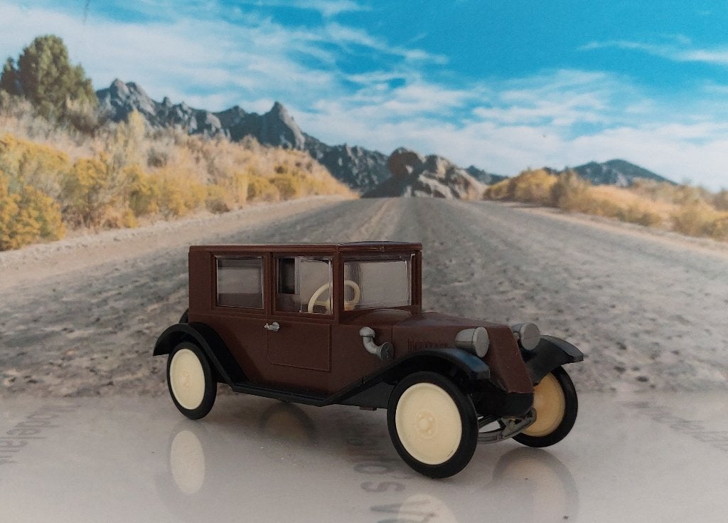 1:36 Tatra 11 Limusina; 2-door saloon 1924; Igra 06-A, Ophalen of Verzenden, Gebruikt, Auto