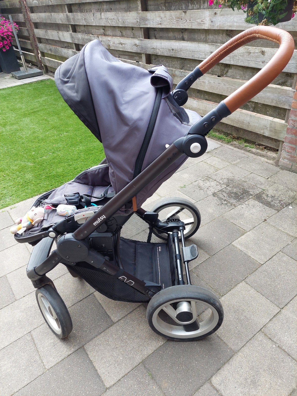Mutsy evo kinderwagen met reiswieg en accessoires, Ophalen, Gebruikt, Combiwagen, Mutsy