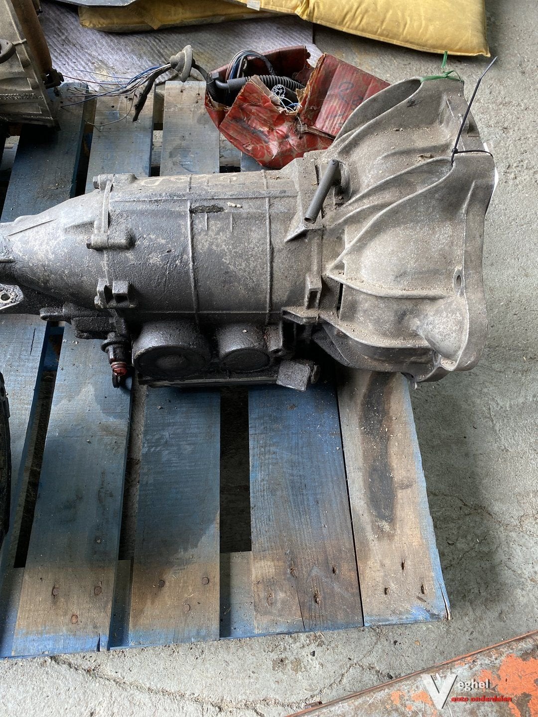 Mercedes W123 240 Diesel Automaatbak 123 270 230 1722 117 02, Auto-onderdelen, Transmissie en Toebehoren, Ophalen, Gebruikt, -