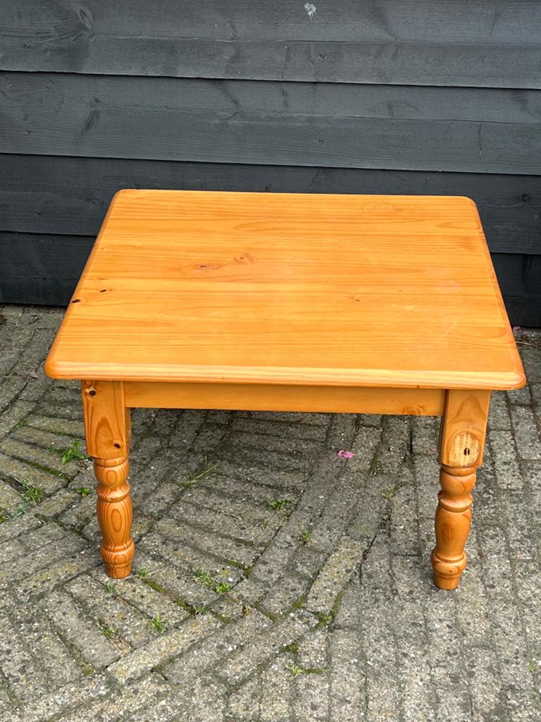 Grenen tafel., Ophalen, 50 tot 100 cm, 50 tot 100 cm, Zo goed als nieuw