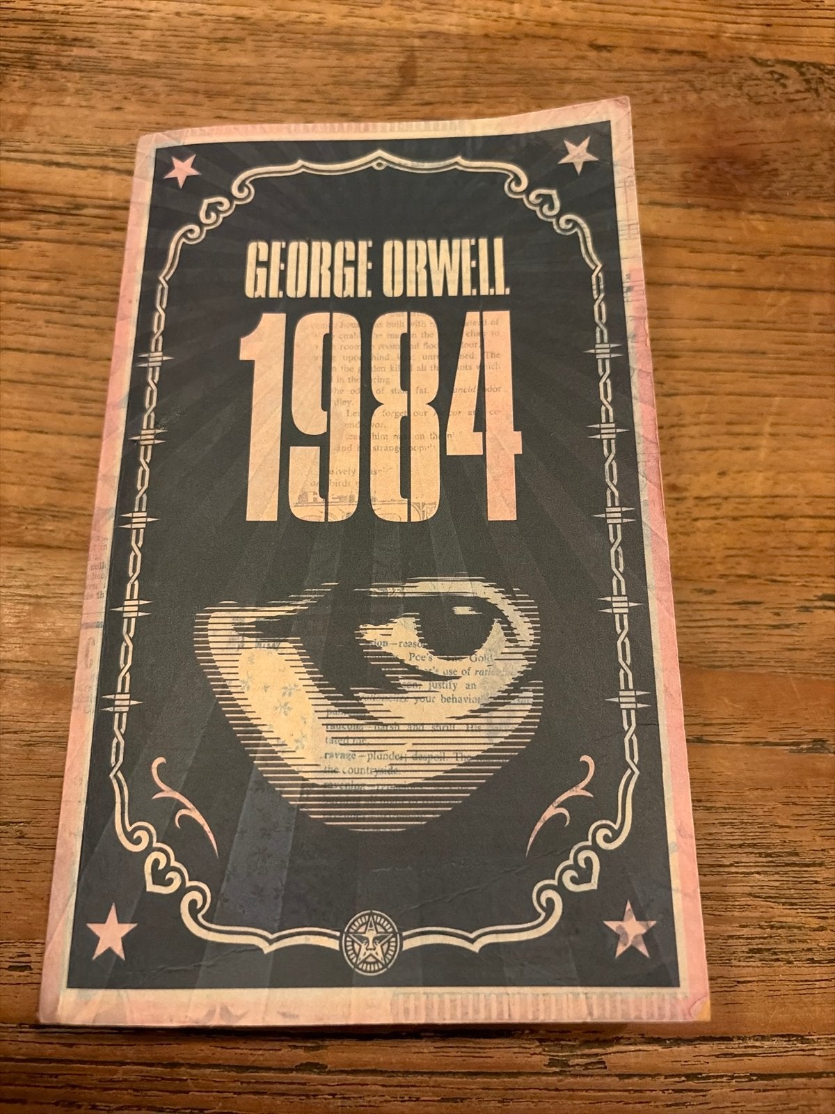1984 - George Orwell (Paperback), Ophalen of Verzenden, Gelezen, Amerika